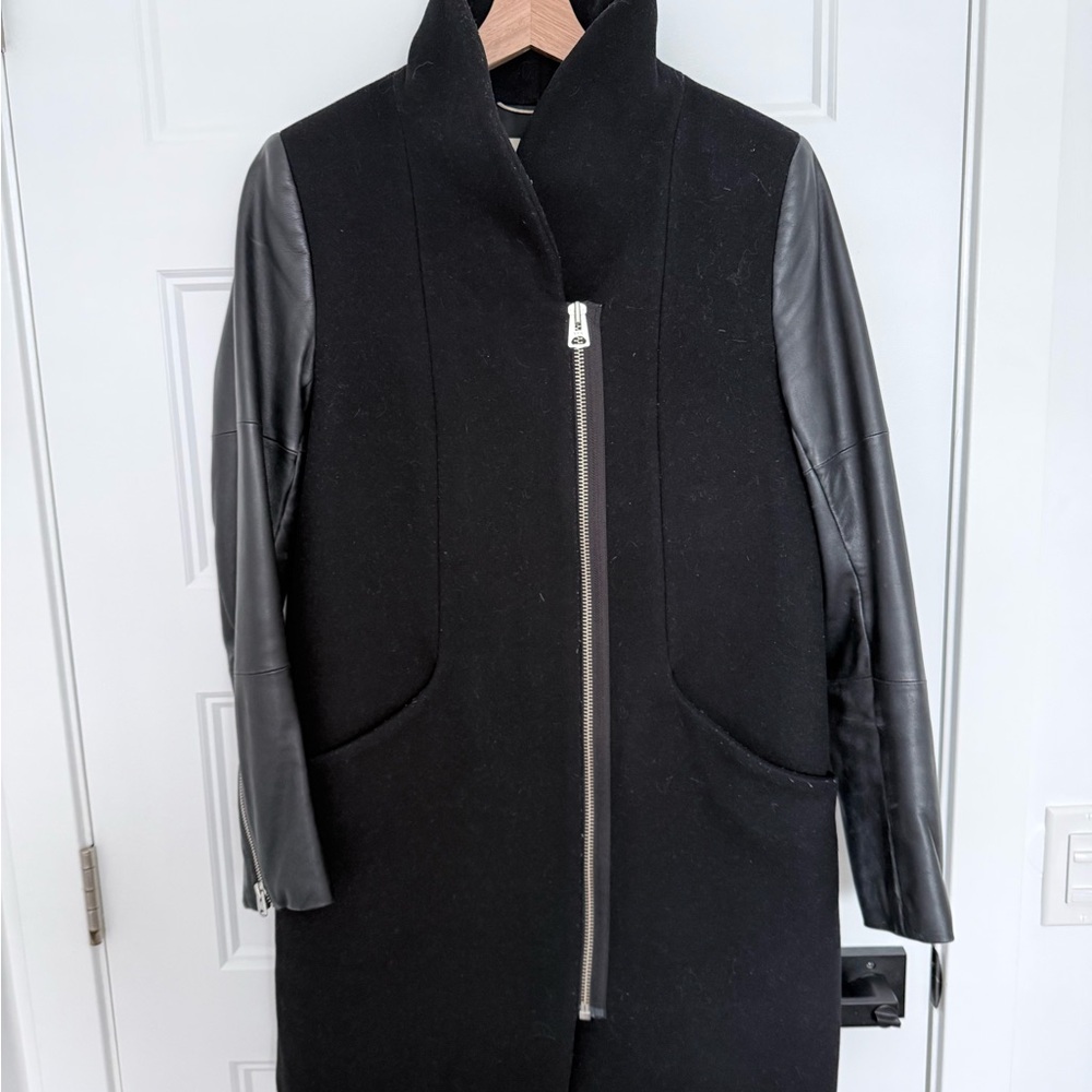 Wilfred Cocoon Coat - Wool and Cashmere Blend with Leather Sleeves